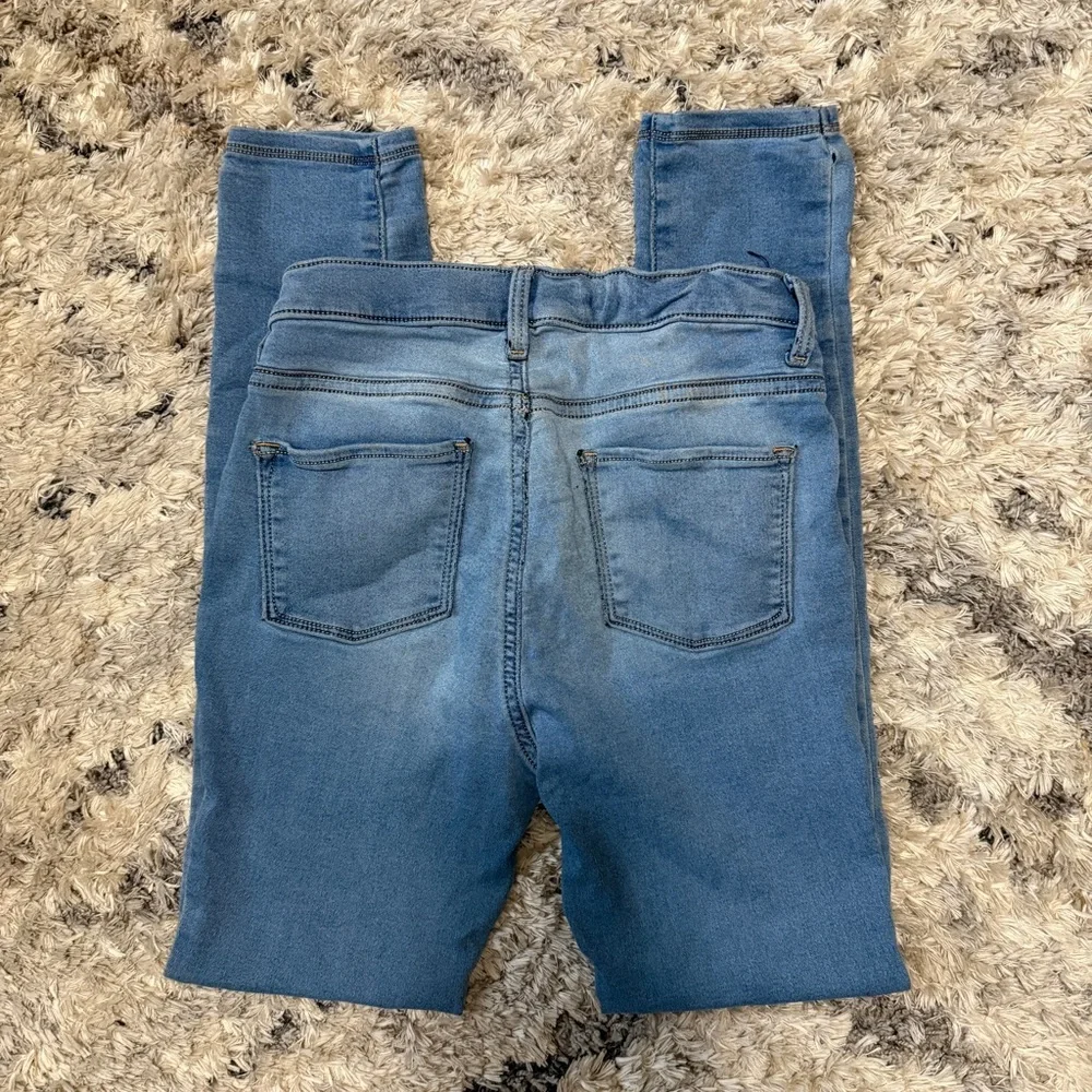 GAP & Old Navy Kids Jeans in Blue and White